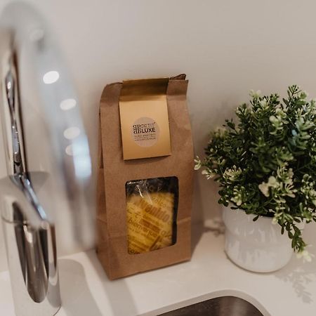 Petit Luxe Volta Apartaments 테라사 외부 사진