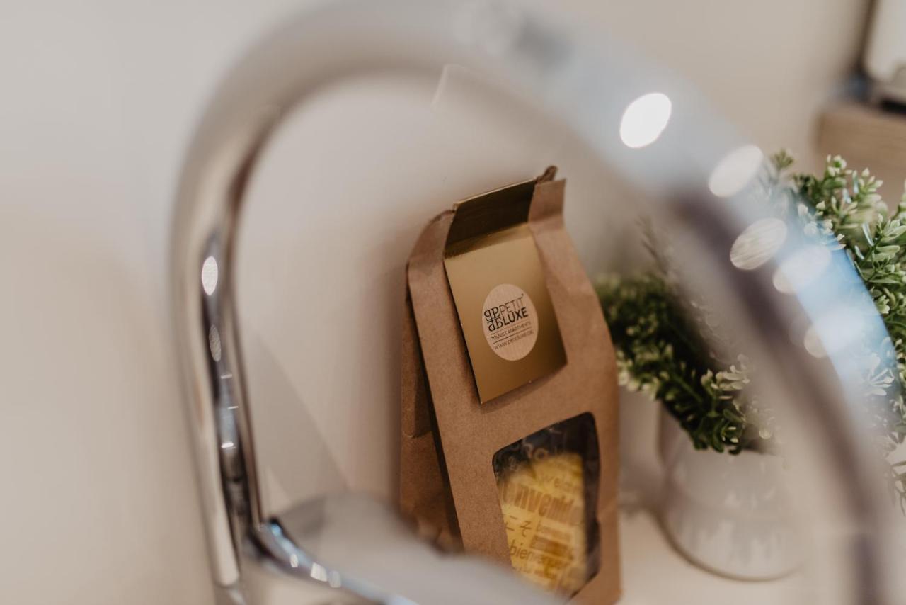 Petit Luxe Volta Apartaments 테라사 외부 사진